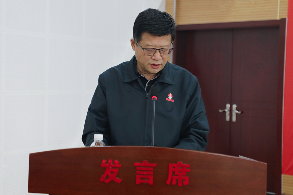 韋向東_副本_副本_副本.jpg